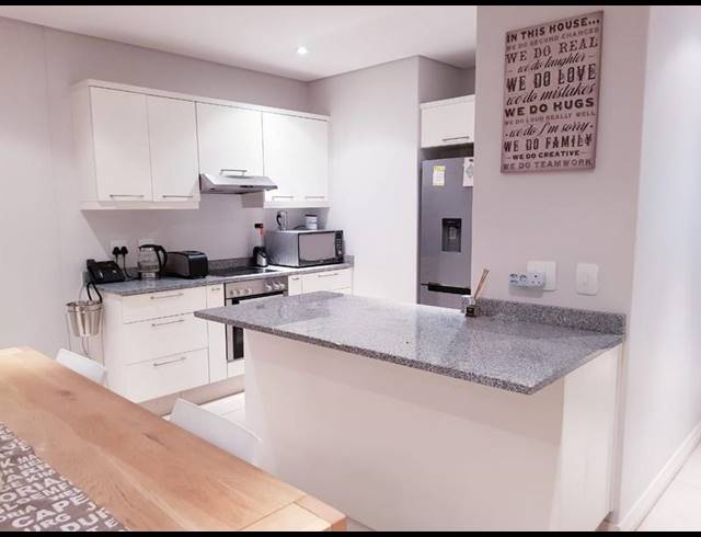 3 BEDROOM PROPERTY TO RENT IN UMHLANGA ROCKS